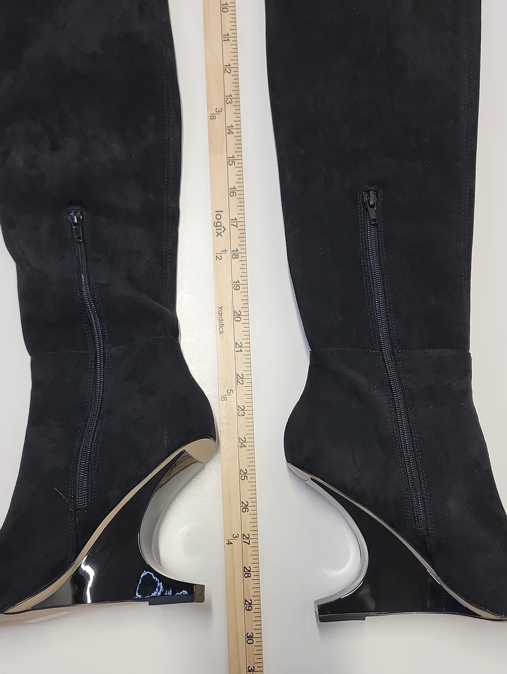 AAJ Black Knee-High Sculpted Wedge Boot NEW IN BOX Sz 8.5